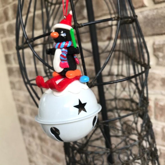 Penguin Ornament Christmas Snow Ski Santa Retro - Picture 2 of 8